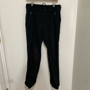 Patagonia Insulated Snow Hiking Pants Women’s Size 6 Black Fleece-lined Zip Snap